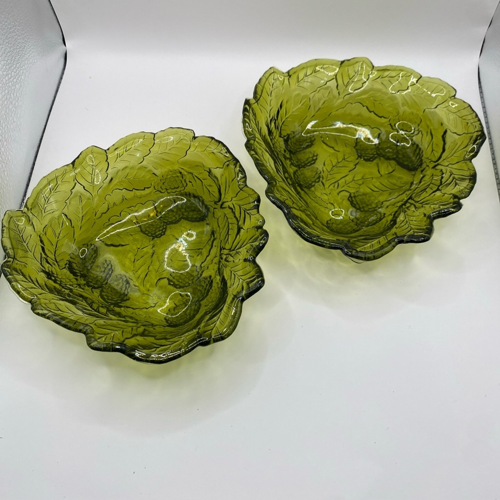 Set of 2 Vintage Indiana Glass Green Loganberry Leaf Pattern Candy Dish Bowl 7"